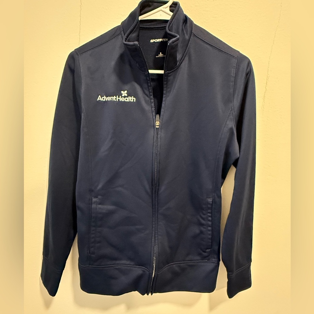 ADVENT HEALTH SCRUB JACKET